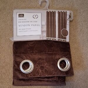 Five Star Embossed Velvet Curtain in Rich Brown